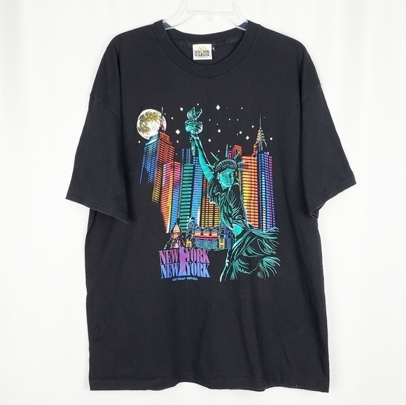 VINTAGE New York Statue of Liberty Las Vegas tee - Picture 1 of 6
